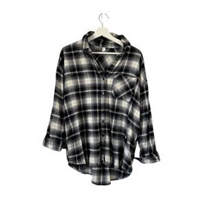 BP. Black and Yellow Plaid Oversized Flannel size Small